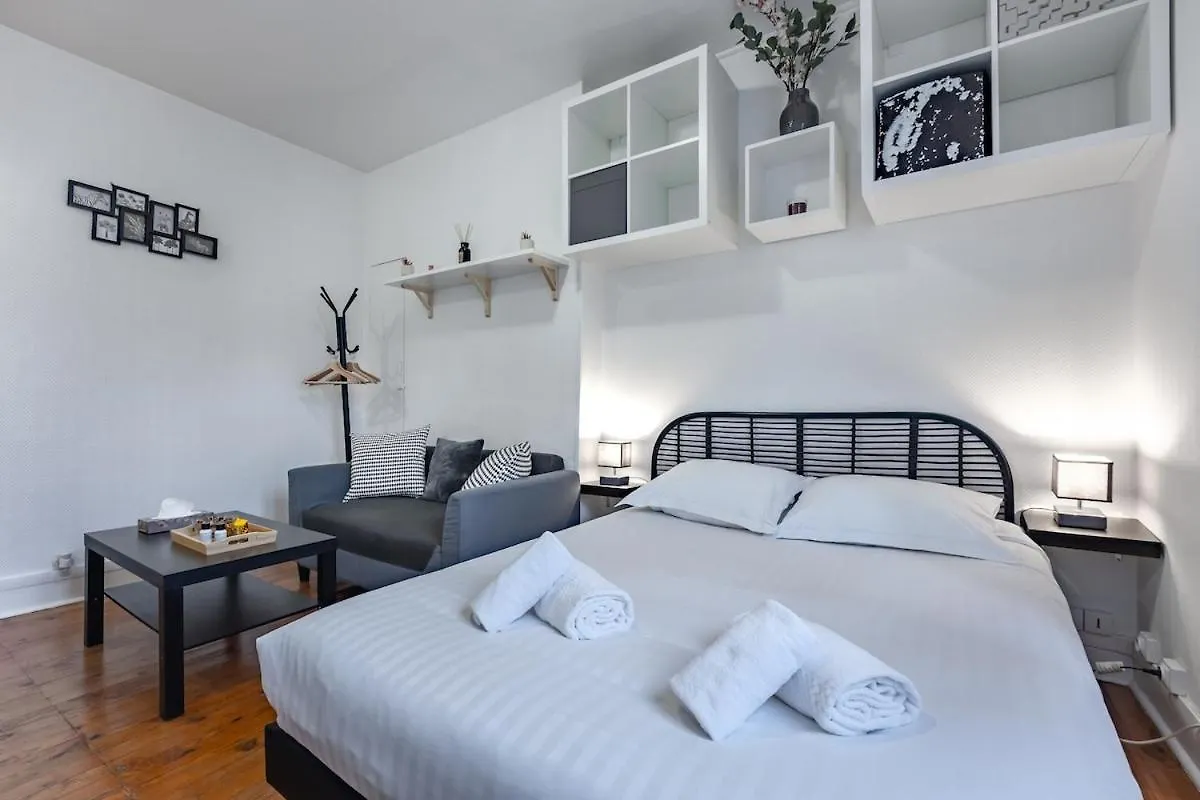 Cozy Studio Near Montparnasse París 0*,