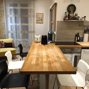 47m2 Calme Au Cœur De Parîs Appartement
